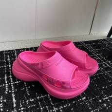 Balenciaga Slippers